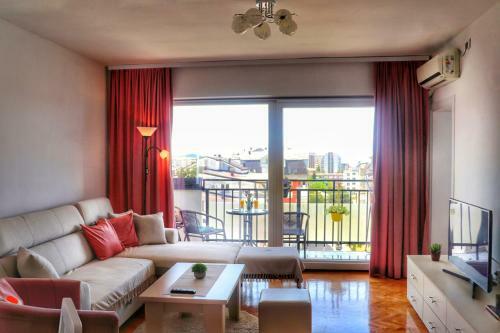 Nadia Apartment