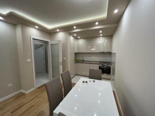 Central City Lux Apartments