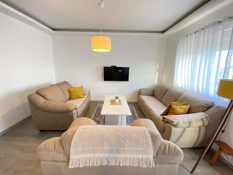 Apartment Mia Airport