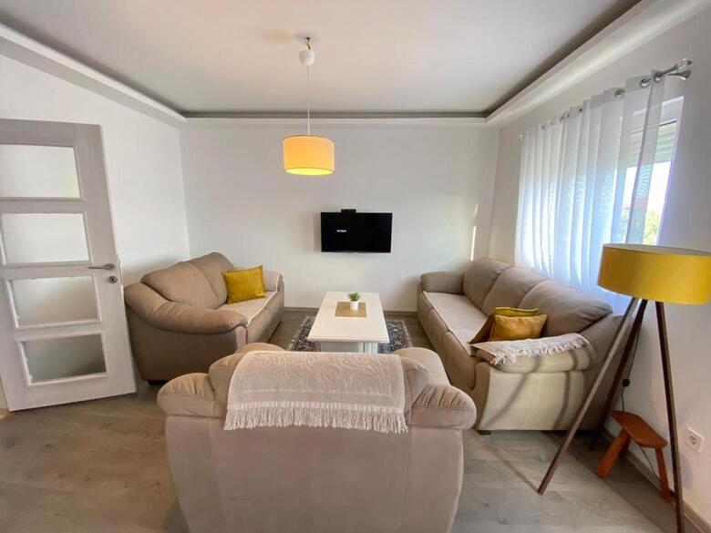 Apartment Mia Airport