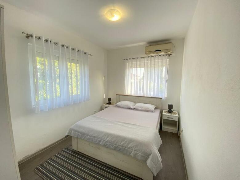 Apartment Mia Airport