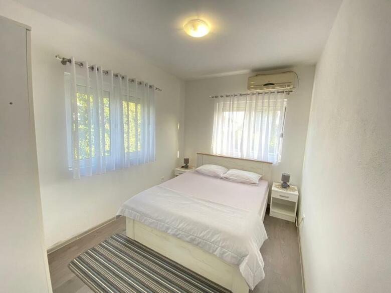 Apartment Mia Airport