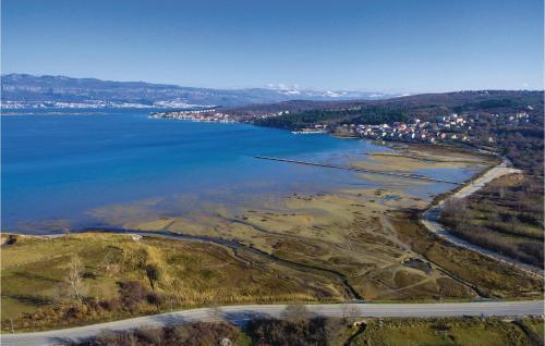 Two-bedroom Apartment Cizici With Sea View 05