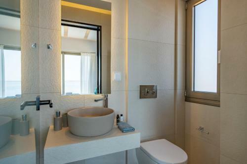 Villa Onyx - With Private Heated Pool