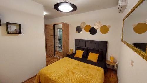 Hostal Beautiful Four Color Rooms