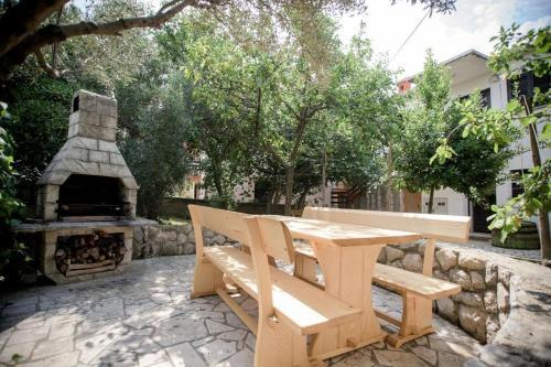 Apartment In Cres With Balcony, Ac, Wifi, Washing Machine 4249-3