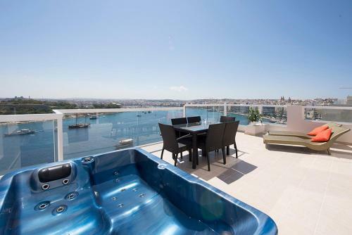 Apartamento Amazing Direct Valletta Seaviews Sliema Top Floor Apt