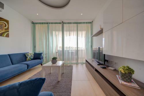 Tigne Seafront 3-bedroom Apartment