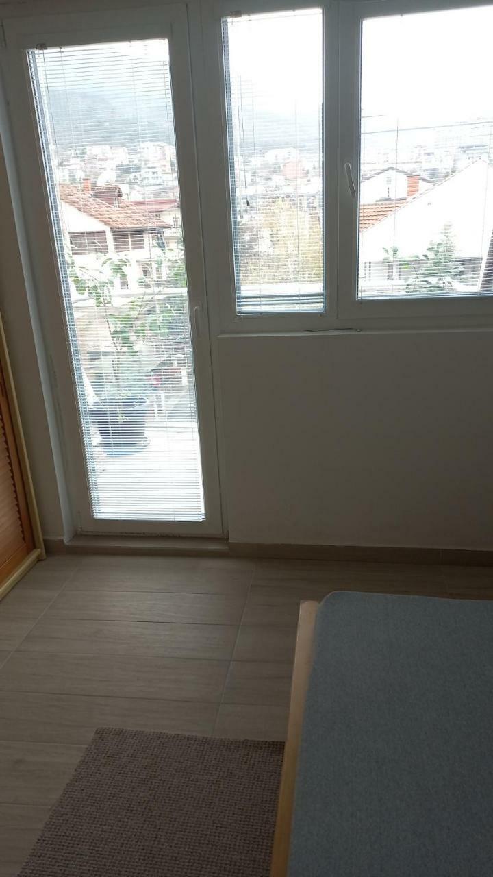 Sunny Apartment