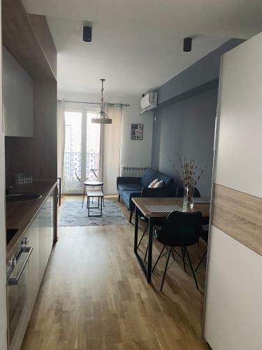 Sunshine Apartment