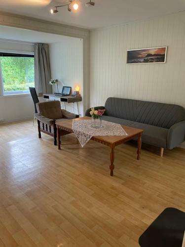 Apartamento Stor Sentral Leilighet I Hjertet Av �ndalsnes