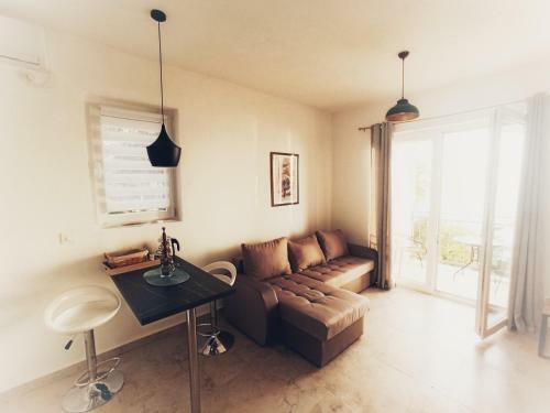 Almond Apartments