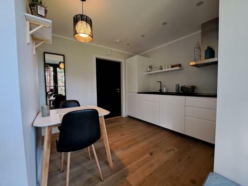 Seaside Apartment At Albatross Resort