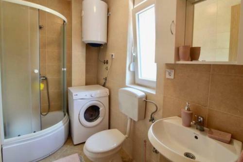 Studio Apartment Near City Center