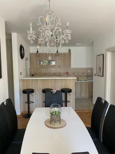 Pinewood Apartment Tivat