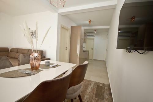 Igman Apartments Tivat