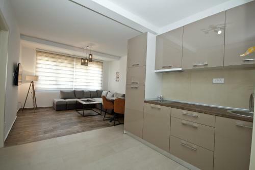 Igman Apartments Tivat