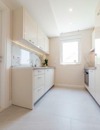 Luxury Apartments Ivanovic