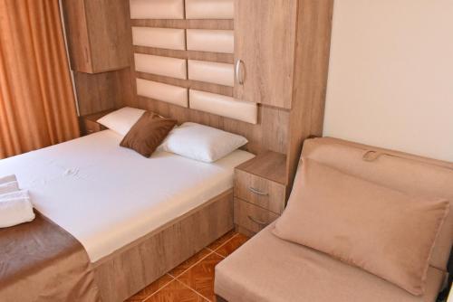 Apartments Hidri