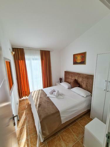 Apartments Hidri