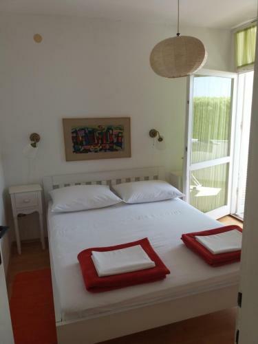 Holiday Home Bujas - Apartman