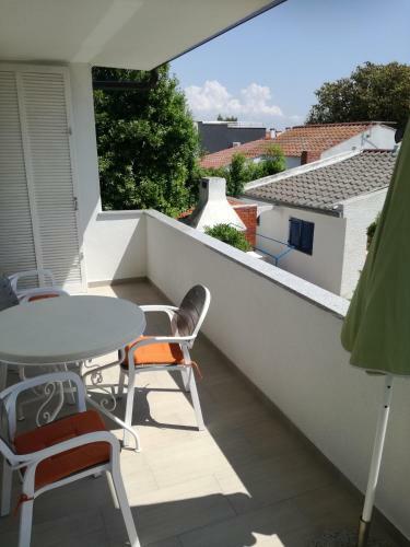 Holiday Home Bujas - Apartman