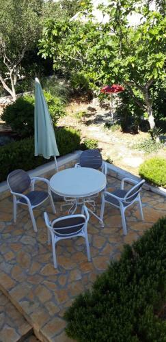 Holiday Home Bujas - Apartman