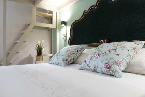 Hostal Donna Elena - Epoque Residence