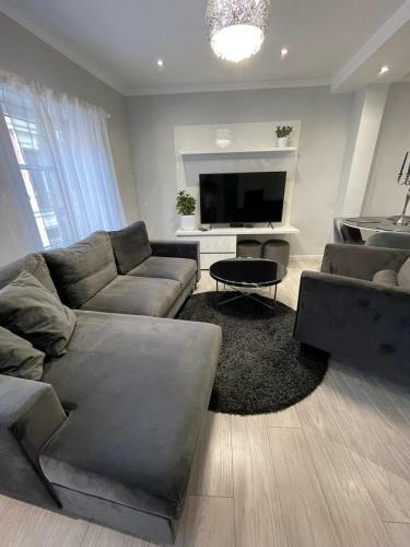 Brother Street Apartment