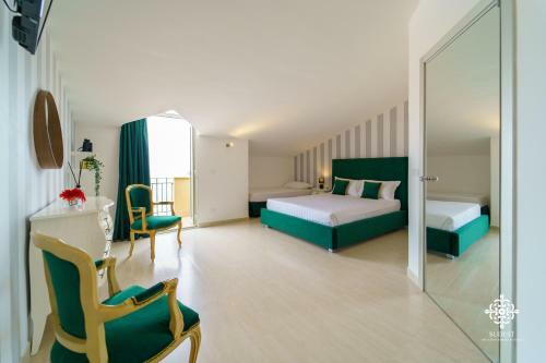 Villa Vittoria - Waterfront House