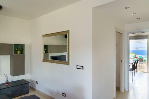 Villa Vittoria - Waterfront House