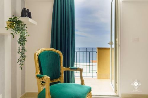 Villa Vittoria - Waterfront House