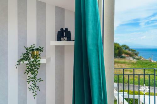 Villa Vittoria - Waterfront House