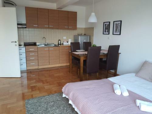 Le Soleil Apartman Vrnja?ka Banja