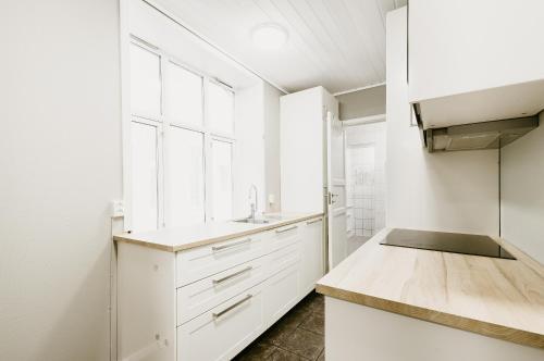 The Apartments - N�1