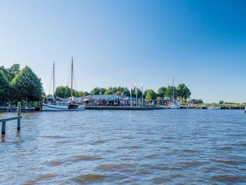 Luxurious Detached Water Villa With Jetty