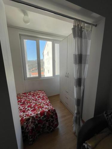 Apartment 300 Meters From Przno Beach