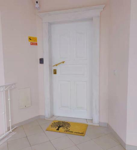 Hostal Alvide Guest House