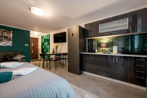 Eromeni Apartments