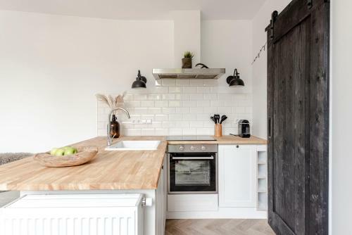 Apartamento Leafy Place - A Great Couples Getaway!