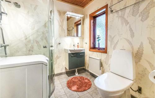 Nice Home In �lmhult With 2 Bedrooms