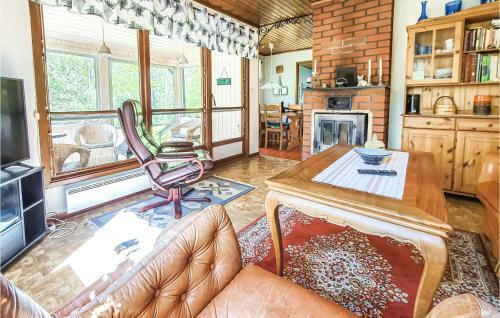 Nice Home In �lmhult With 2 Bedrooms