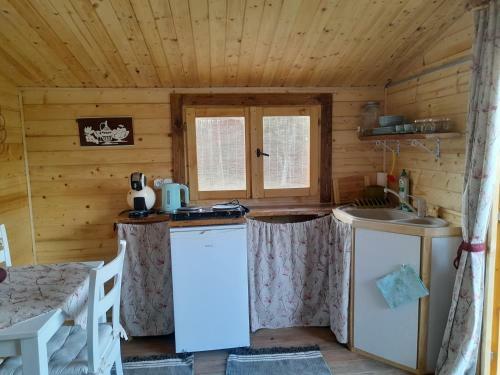 Chatka Katka Ubytovanie Tepl� Vrch