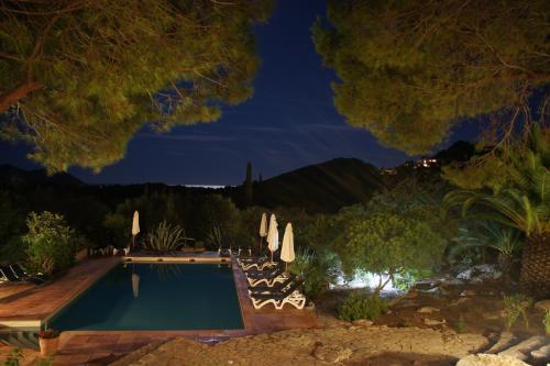 Hostal El Encinar De Arta