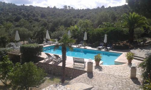 Hostal El Encinar De Arta