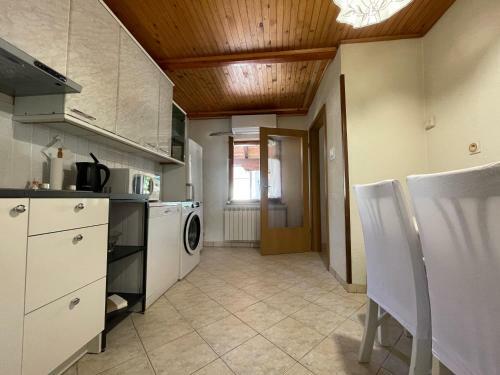 Apartment Capella, 3-bedroom Flat With A Parking