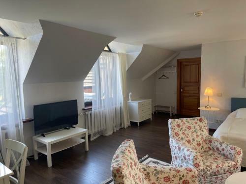 Hostal Sunrise Beach Villa