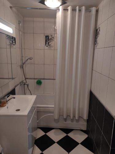Apartamento ???