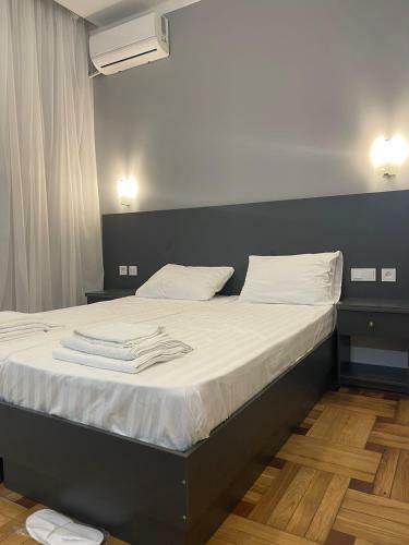Hostal Grey House