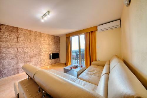 All Inclusive Apartments Lux